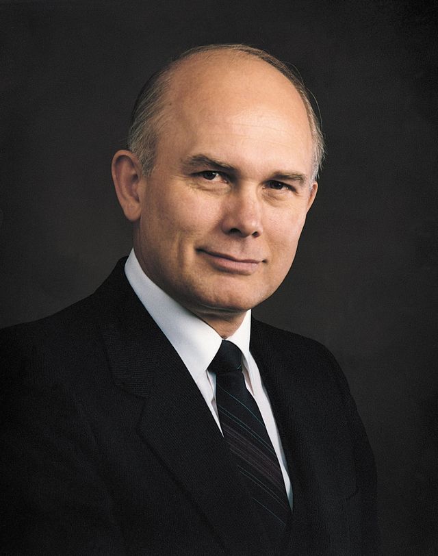 Dallin H. Oaks