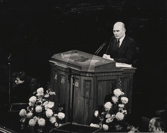 Oaks, Dallin H. 1985